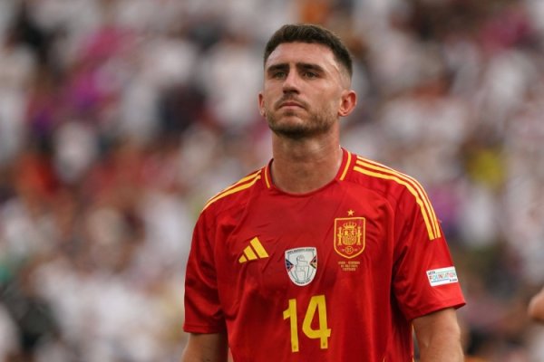 记者：FIFA示意拉波尔特转会是俱乐部问题，未完成手续就无法注册