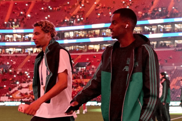 迪福: 埃基蒂克十足配得上踢9号位, 他是个万能型球员