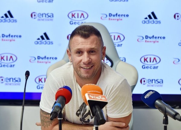 卡萨诺：巴斯托尼、巴雷拉和托纳利的实力不够，齐不是顶级球员