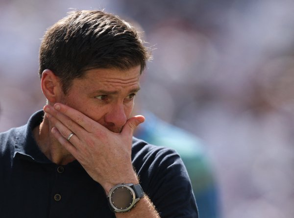 国度德比捏教首秀率队完成23次射门，阿隆索创有统计以来主帅记录