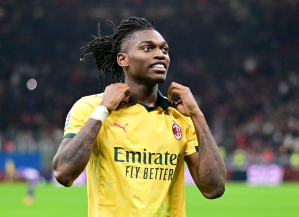 莱奥：AC米兰永不毁灭，我踢什么位置要听西宾的安排