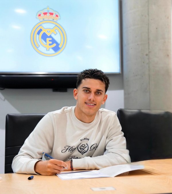 阿斯：小雷耶斯与皇马完成续约，不时在皇马青训体系中稳步成长