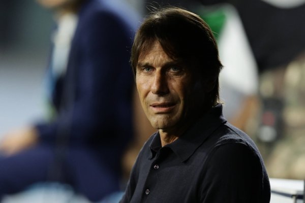 意媒：孔蒂本周一率领全队西宾，和那不勒斯球员进行了濒临面相似