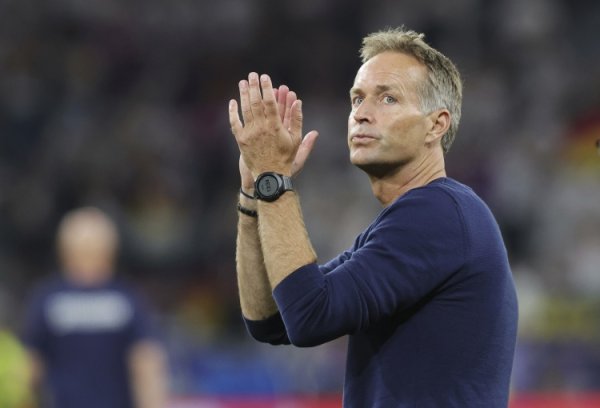 勒沃库森主帅：天下共同勉力让球队重返正轨，还需要时候陆续磨合