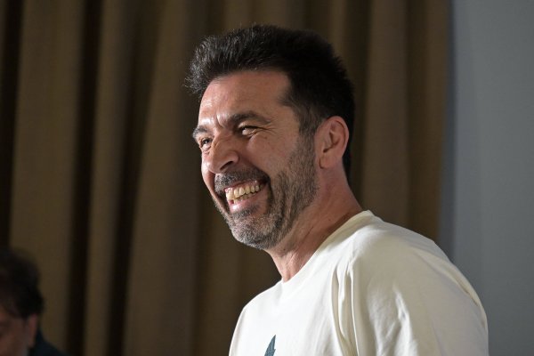 布冯：意大利在等基耶萨 我犬子惟有0.5%的概率能成为事业球员